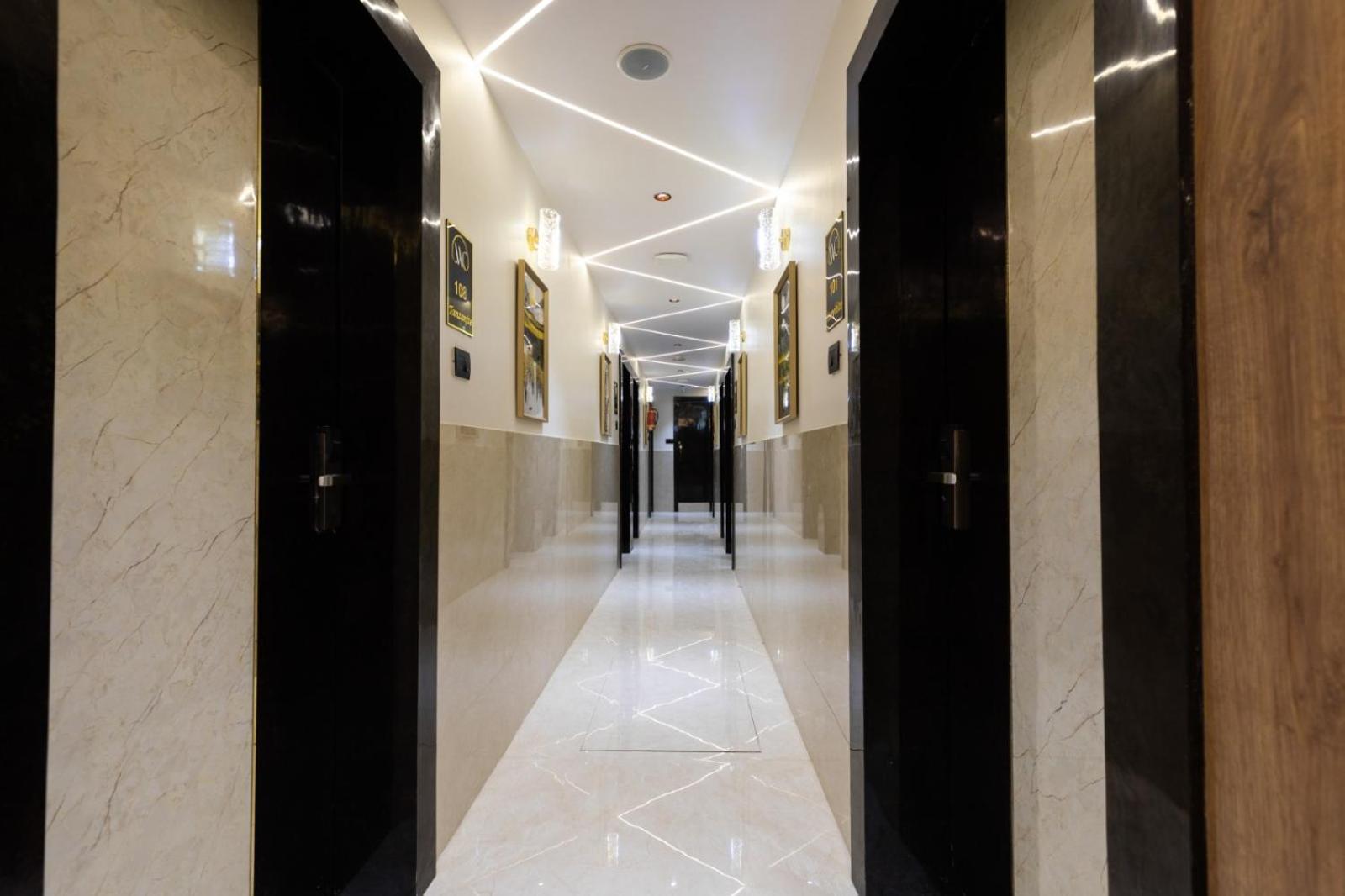 Hotel Windsor Castle Mumbai Exteriör bild