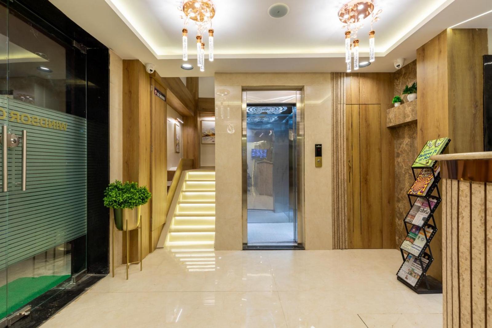 Hotel Windsor Castle Mumbai Exteriör bild